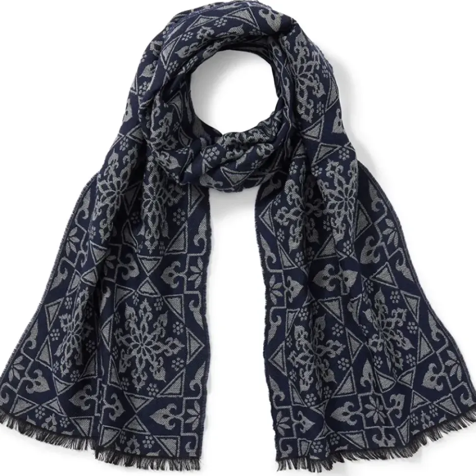 Spanish Snowflake Jacquard Scarf